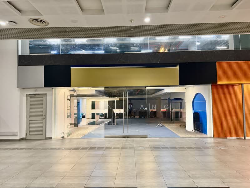 ☎️Rare Retail Space at Bras Basah Vicinity | Excellent Frontage | Beside MRT Entrance, , 2,088 sqft, Other Retail For Rent, by Sean Pang, 500212793 - Entrance - CommercialGuru.com.sg