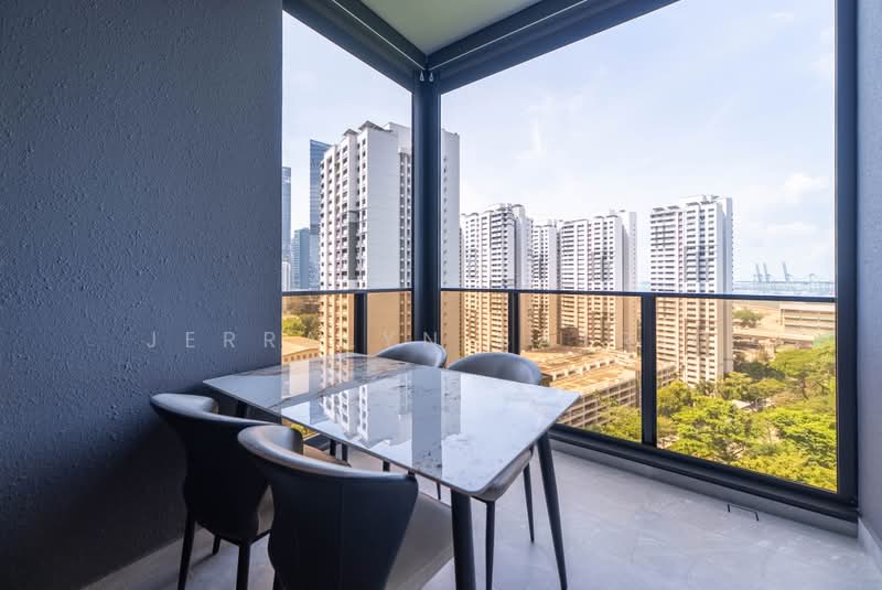 Sky Everton, 50 Everton Road, 3 Bedrooms, 1,109 sqft, Condominium For Sale, by Jerralyn Satrio, 500212796 - Balcony - PropertyGuru.com.sg