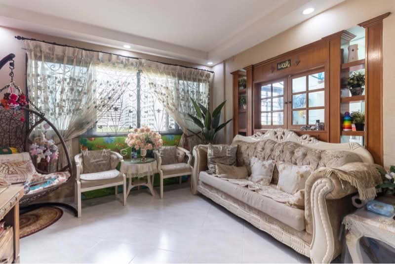 895A Tampines Street 81, 895A Tampines Street 81, 4 Bedrooms, 1,571 sqft, HDB Flat For Sale, by Magdeline Sng, 500212810 - PropertyGuru.com.sg