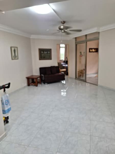 160 Yung Ping Road, 160 Yung Ping Road, 4 Bedrooms, 1,593 sqft, HDB Flat For Sale, by Mohd Hizam, 500212821 - Living Room - PropertyGuru.com.sg