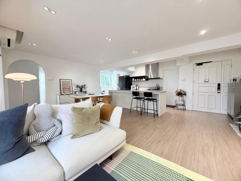 604 Senja Road, 604 Senja Road, 3 Bedrooms, 1,065 sqft, HDB Flat For Sale, by Thomas Chua, 500212824 - Living Room - PropertyGuru.com.sg