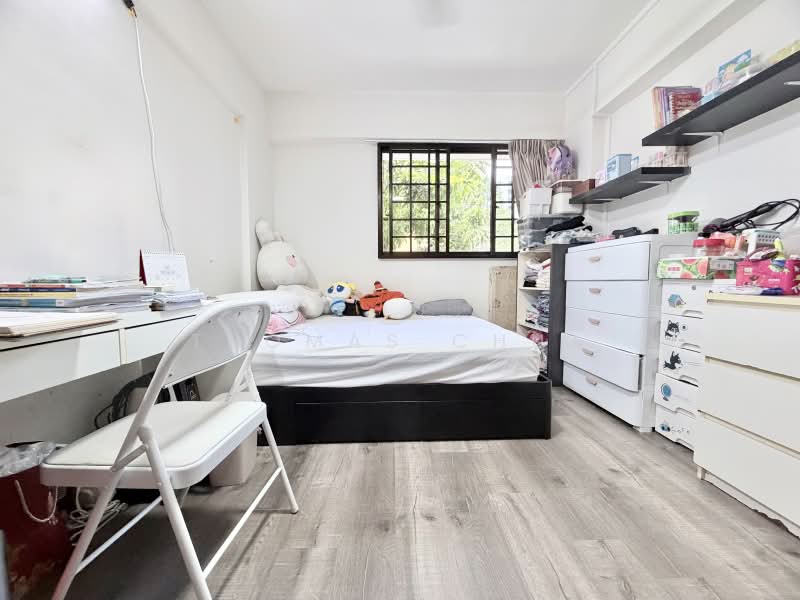 118 Serangoon North Avenue 1, 118 Serangoon North Avenue 1, 3 Bedrooms, 979 sqft, HDB Flat For Sale, by Thomas Chua, 500212828 - Bedroom - PropertyGuru.com.sg