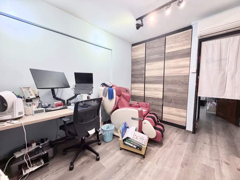 118 Serangoon North Avenue 1, 118 Serangoon North Avenue 1, 3 Bedrooms, 979 sqft, HDB Flat For Sale, by Thomas Chua, 500212828 - Study - PropertyGuru.com.sg