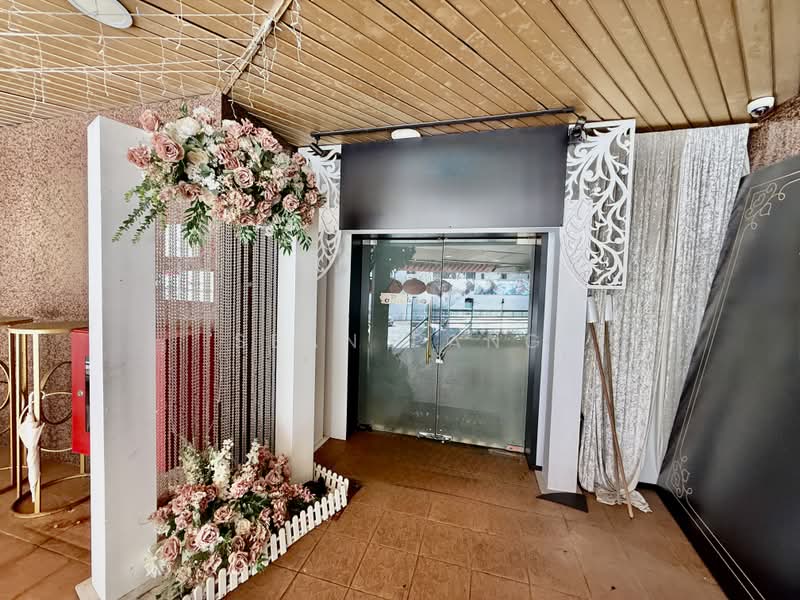 ☎️ Events/Retail Space @ Jalan Besar Vicinity | Excellent Frontage, , 4,367 sqft, Other Retail For Rent, by Sean Pang, 500212830 - Entrance - CommercialGuru.com.sg