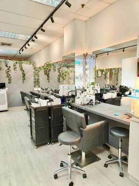☎️Rare Shop/Salon Unit at North Bridge Road/Bugis Vicinity | Prime Location, , 667 sqft, Other Retail For Rent, by Sean Pang, 500212855 - Interior - CommercialGuru.com.sg