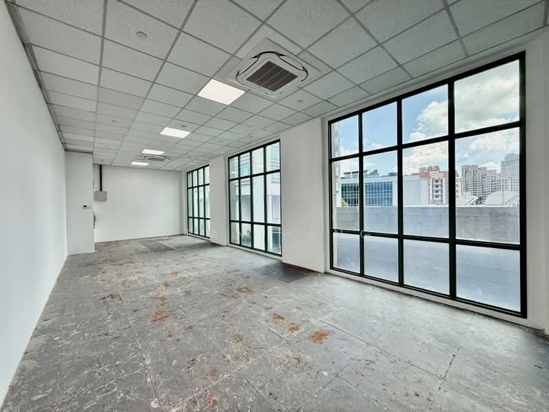 ☎️High Ceiling Office/Aesthetic Clinic/Commercial School Space @ Robertson Quay | Ample Light, , 5,113 sqft, Other Retail For Rent, by Sean Pang, 500212868 - Interior - CommercialGuru.com.sg