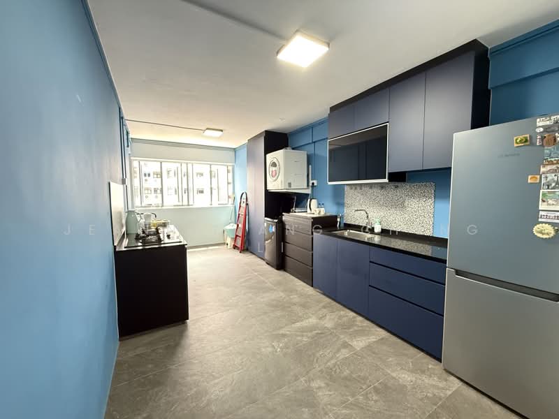 202 Bedok North Street 1, 202 Bedok North Street 1, 2 Bedrooms, 883 sqft, HDB Flat For Sale, by Jeannie Ang Cheng Li, 500212870 - Kitchen - PropertyGuru.com.sg