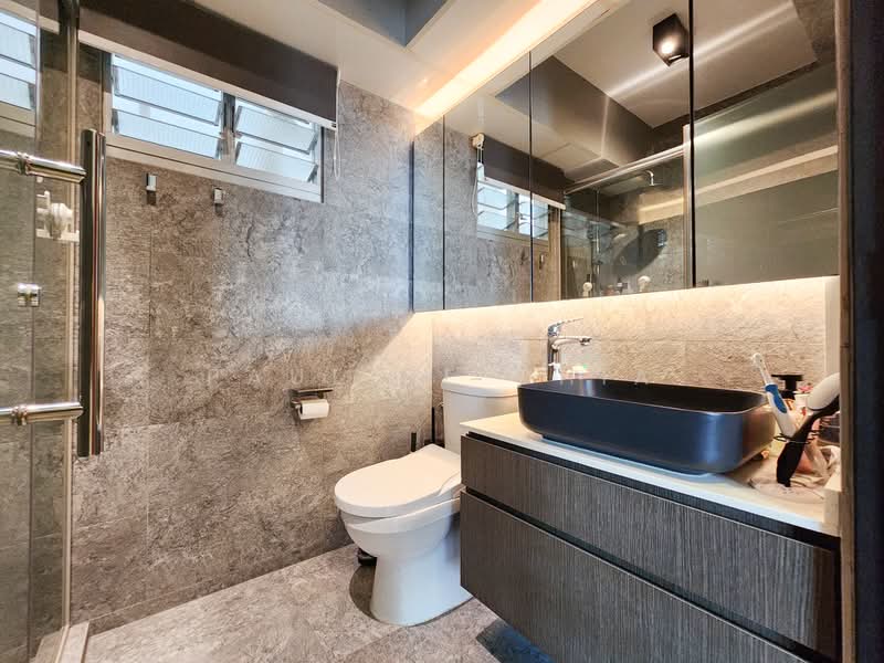 95A Henderson Road, 95A Henderson Road, 3 Bedrooms, 893 sqft, HDB Flat For Sale, by Pauline Chia, 500212871 - Bathroom - PropertyGuru.com.sg