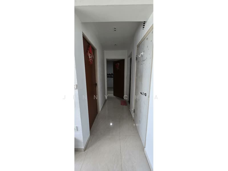 467A Fernvale Link, 467A Fernvale Link, 2 Bedrooms, 731 sqft, HDB Flat For Sale, by Jenny Chia, 500212889 - Corridor - PropertyGuru.com.sg