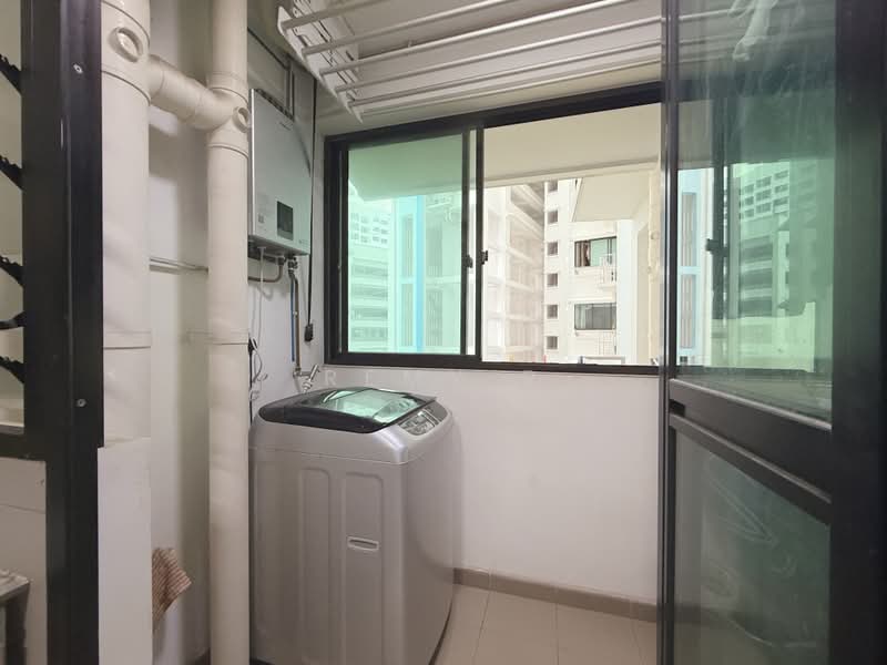 333C Yishun Street 31, 333C Yishun Street 31, 3 Bedrooms, 990 sqft, HDB Flat For Sale, by Remy R, 500212891 - Balcony - PropertyGuru.com.sg