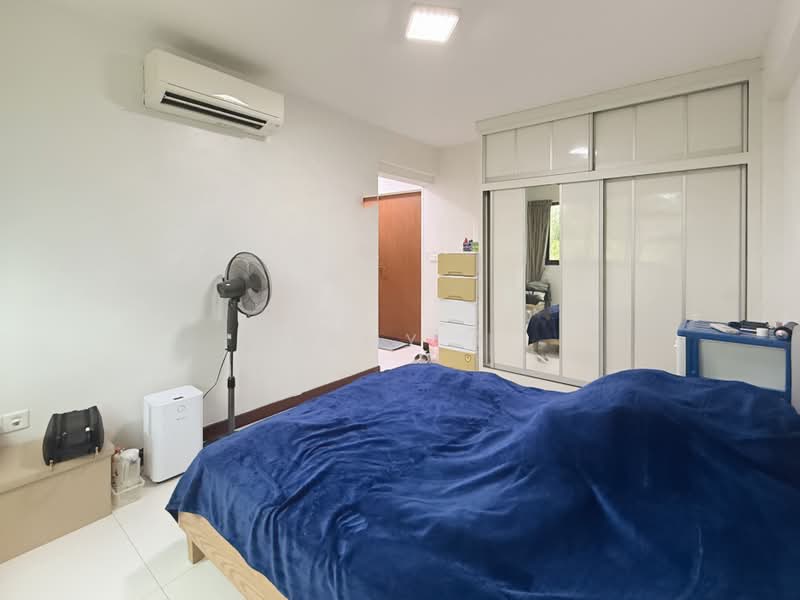 333C Yishun Street 31, 333C Yishun Street 31, 3 Bedrooms, 990 sqft, HDB Flat For Sale, by Remy R, 500212891 - Master Bedroom - PropertyGuru.com.sg