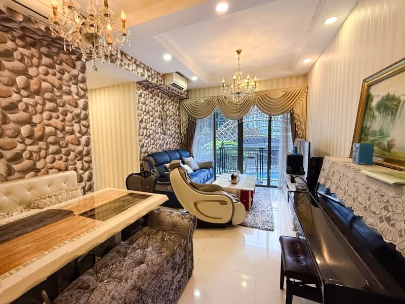 The Palette, 117 Pasir Ris Grove, 2 Bedrooms, 883 sqft, Condominium For Sale, by Jesley Lim, 500212896 - Living Room - PropertyGuru.com.sg
