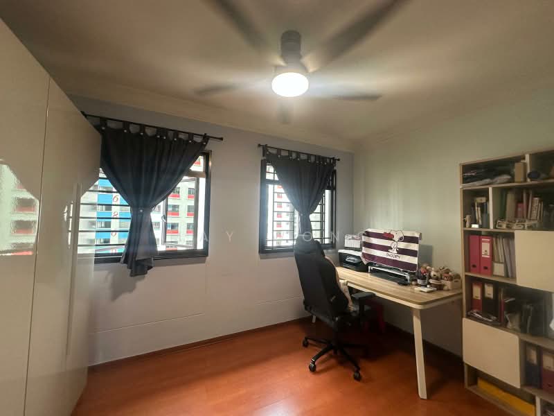 686D Choa Chu Kang Crescent, 686D Choa Chu Kang Crescent, 3 Bedrooms, 968 sqft, HDB Flat For Sale, by May Wong, 500212904 - Study - PropertyGuru.com.sg