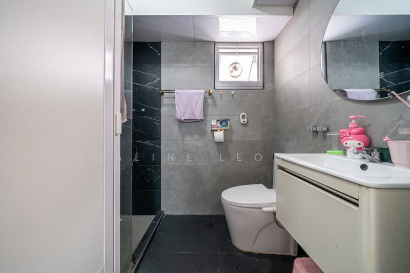 209A Punggol Place, 209A Punggol Place, 3 Bedrooms, 990 sqft, HDB Flat For Sale, by Caline Leong, 500212905 - Bathroom - PropertyGuru.com.sg