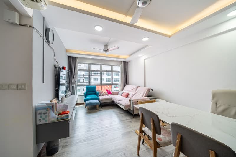 209A Punggol Place, 209A Punggol Place, 3 Bedrooms, 990 sqft, HDB Flat For Sale, by Caline Leong, 500212905 - Living Room - PropertyGuru.com.sg