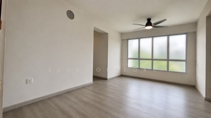 130B Lorong 1 Toa Payoh, 130B Lorong 1 Toa Payoh, 2 Bedrooms, 732 sqft, HDB Flat For Sale, by Eleanor Loke, 500212912 - Living Room - PropertyGuru.com.sg