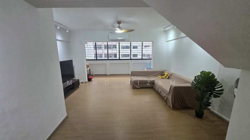 354 Bukit Batok Street 31, 354 Bukit Batok Street 31, 4 Bedrooms, 1,593 sqft, HDB Flat For Sale, by Mohd Hizam, 500212914 - Living Room - PropertyGuru.com.sg