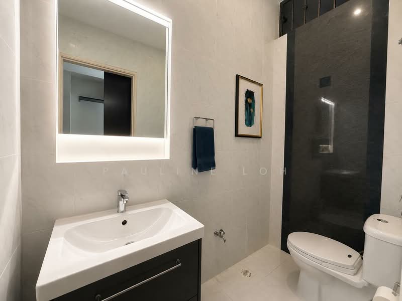 Yew Lian Park, 29 Jalan Pelatina, 4 Bedrooms, 2,500 sqft, Terraced House For Sale, by Pauline Loh, 500212927 - Bathroom 2 - PropertyGuru.com.sg