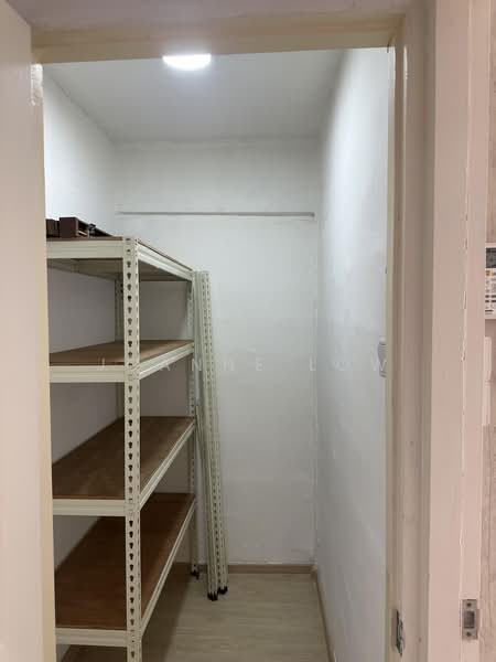 468 Ang Mo Kio Avenue 10, 468 Ang Mo Kio Avenue 10, 2 Bedrooms, 807 sqft, HDB Flat For Sale, by Joanne Low, 500212934 - Interior - PropertyGuru.com.sg