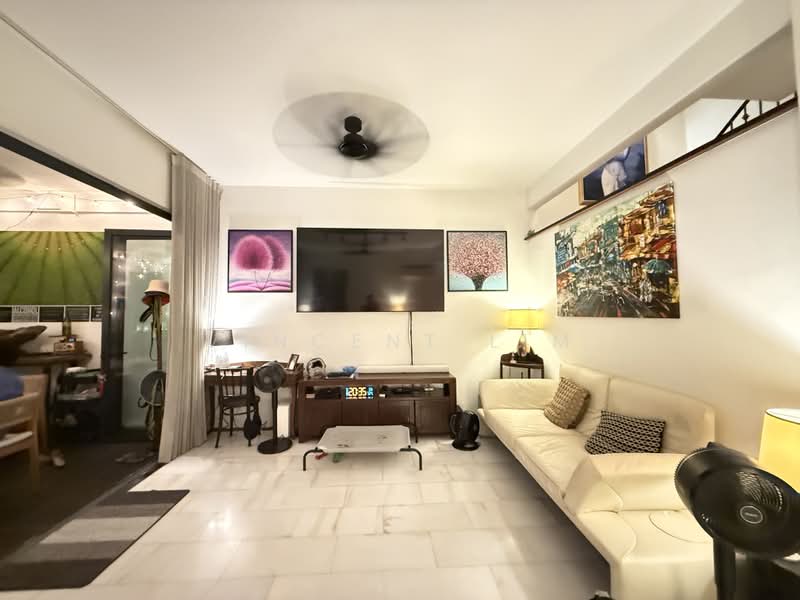 Yew Lian Park, Upper Thomson Road, 4 Bedrooms, 2,500 sqft, Terraced House For Sale, by Vincent Lim, 500212937 - Living Room - PropertyGuru.com.sg