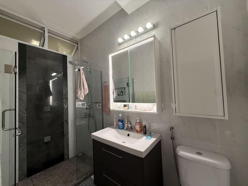 Yew Lian Park, Upper Thomson Road, 4 Bedrooms, 2,500 sqft, Terraced House For Sale, by Vincent Lim, 500212937 - Bathroom - PropertyGuru.com.sg