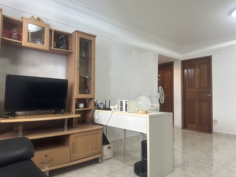 524 Bedok North Street 3, 524 Bedok North Street 3, 3 Bedrooms, 990 sqft, HDB Flat For Sale, by Lydia Wu, 500212942 - Living Room - PropertyGuru.com.sg