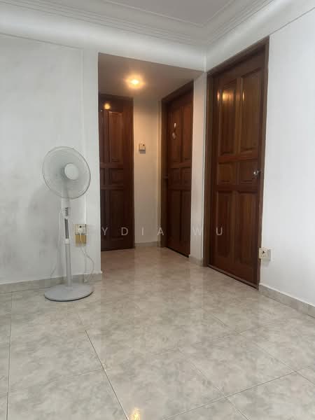 524 Bedok North Street 3, 524 Bedok North Street 3, 3 Bedrooms, 990 sqft, HDB Flat For Sale, by Lydia Wu, 500212942 - Living Room - PropertyGuru.com.sg