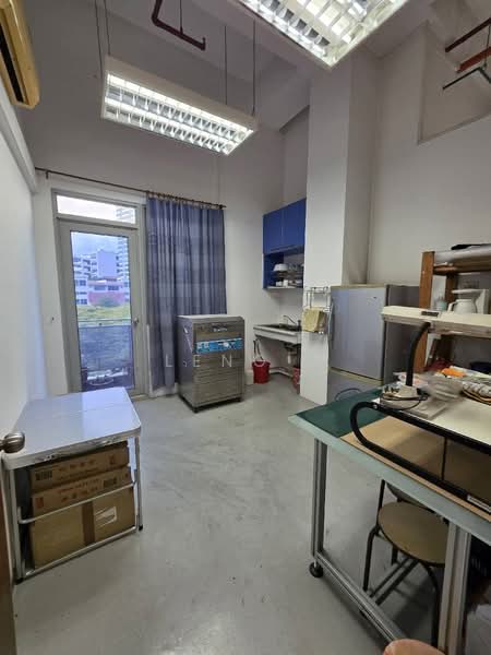 TCH TECHCENTRE, 71, 936 sqft, Factory / Workshop (B2) For Sale, by Leng ., 500212958 - CommercialGuru.com.sg