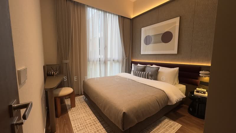 Parksuites, 18 Holland Grove Road, 1 Bedroom, 624 sqft, Condominium For Sale, by Seth Chung, 500212978 - Bedroom - PropertyGuru.com.sg