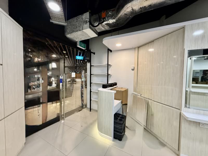 ☎️Beauty/Hair Salon @ Raffles Place/Telok Ayer Vicinity | Great Catchment, Footfall, , 495 sqft, Other Retail For Rent, by Sean Pang, 500212986 - Entrance - CommercialGuru.com.sg