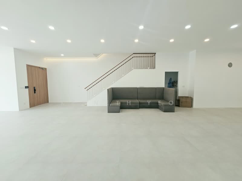 Serangoon Garden Huge Semi D, , 8 Bedrooms, 10,080 sqft, Semi-Detached House For Sale, by Kenneth Yeo, 500212993 - Interior - PropertyGuru.com.sg