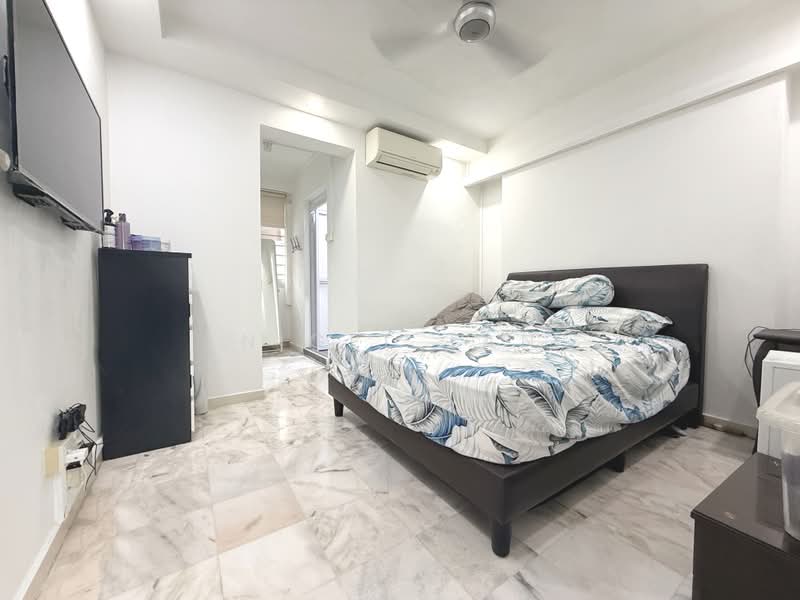 450 Hougang Avenue 10, 450 Hougang Avenue 10, 3 Bedrooms, 1,130 sqft, HDB Flat For Sale, by Nigel Tan, 500213019 - Bedroom - PropertyGuru.com.sg