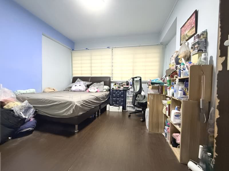 450 Hougang Avenue 10, 450 Hougang Avenue 10, 3 Bedrooms, 1,130 sqft, HDB Flat For Sale, by Nigel Tan, 500213019 - Bedroom - PropertyGuru.com.sg