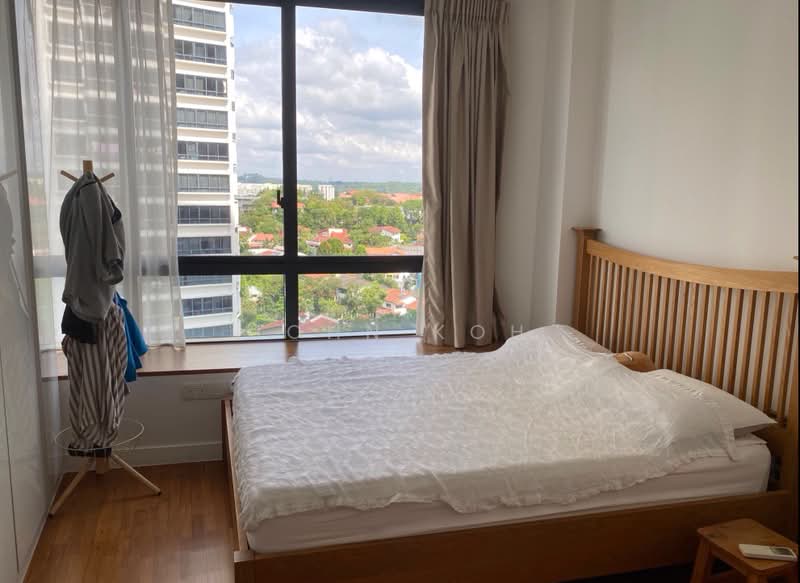 d'Leedon (Former Farrer Court), 9 Leedon Heights, 3 Bedrooms, 1,367 sqft, Condominium For Sale, by John Koh, 500213021 - Master Bedroom - PropertyGuru.com.sg