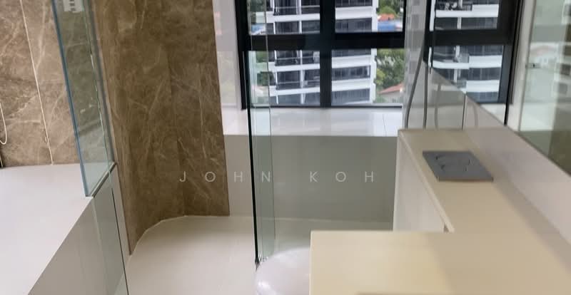 d'Leedon (Former Farrer Court), 9 Leedon Heights, 3 Bedrooms, 1,367 sqft, Condominium For Sale, by John Koh, 500213021 - Master Bathroom - PropertyGuru.com.sg