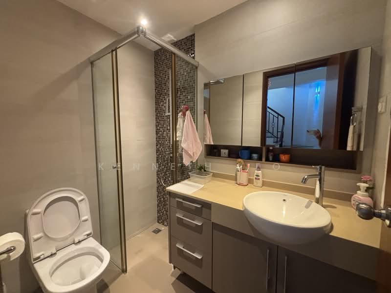 Horizon Green, Ang Mo Kio Avenue 2, 5 Bedrooms, 3,218 sqft, Cluster House For Sale, by Kenneth Yeo, 500213039 - Bathroom - PropertyGuru.com.sg