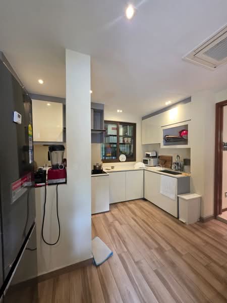 29B Ridout road, , 4 Bedrooms, 6,188 sqft, Good Class Bungalow For Rent, by Hosea Choo, 500213047 - Kitchen - PropertyGuru.com.sg