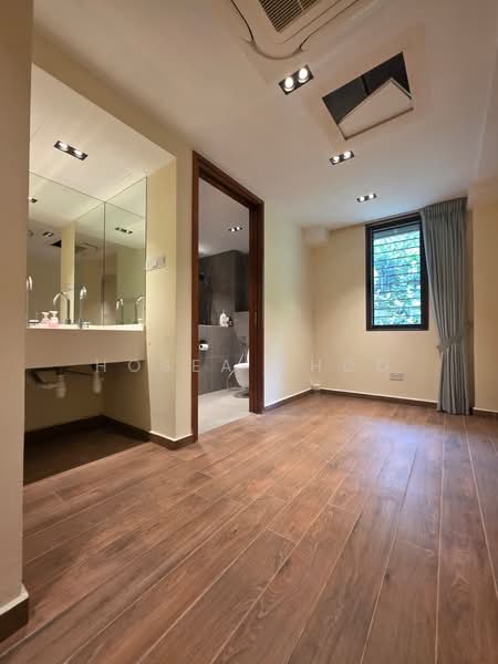 29B Ridout road, , 4 Bedrooms, 6,188 sqft, Good Class Bungalow For Rent, by Hosea Choo, 500213047 - Bathroom - PropertyGuru.com.sg