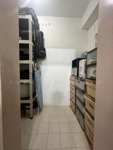 642B Punggol Drive, 642B Punggol Drive, 3 Bedrooms, 980 sqft, HDB Flat For Sale, by Yang Liang Tan, 500213048 - Bomb Shelter - PropertyGuru.com.sg