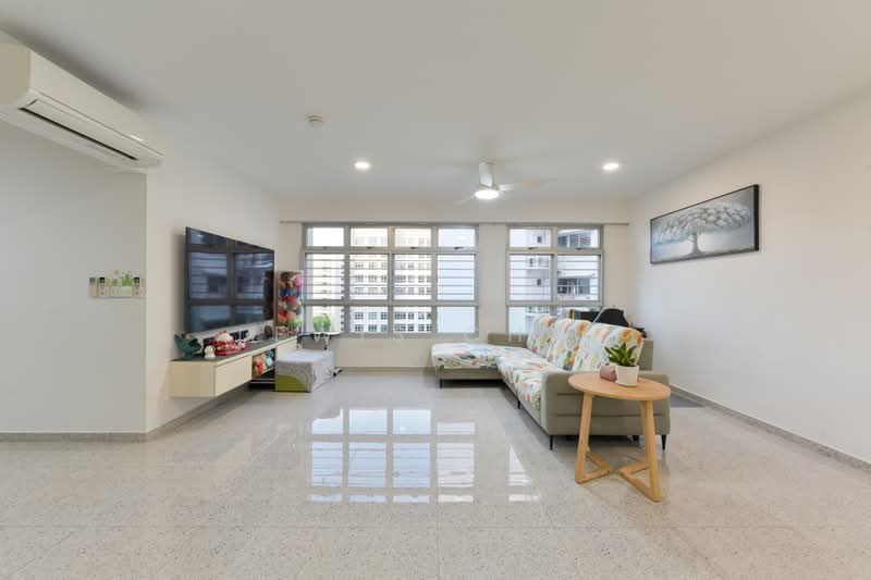 874C Tampines Street 85, 874C Tampines Street 85, 3 Bedrooms, 1,216 sqft, HDB Flat For Sale, by Lewis Chua, 500213055 - Living Room - PropertyGuru.com.sg