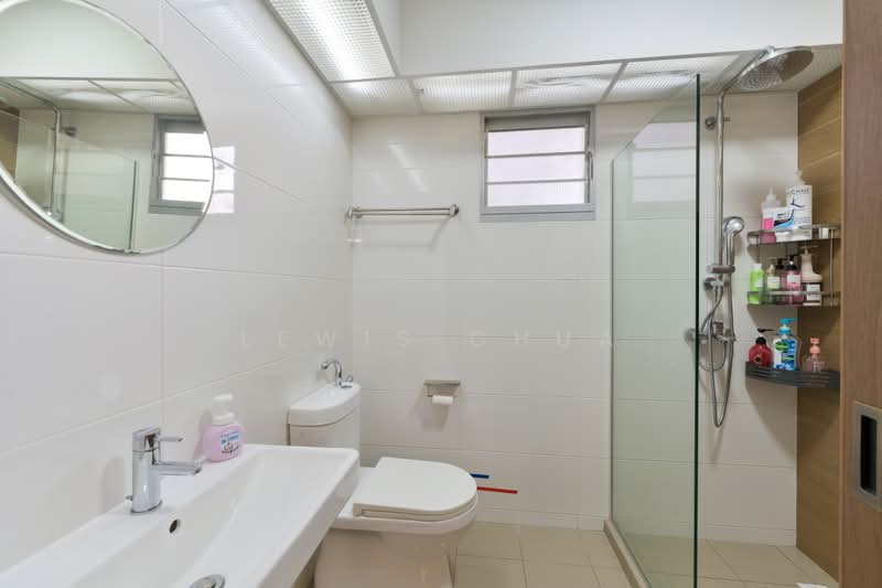 874C Tampines Street 85, 874C Tampines Street 85, 3 Bedrooms, 1,216 sqft, HDB Flat For Sale, by Lewis Chua, 500213055 - Bathroom - PropertyGuru.com.sg
