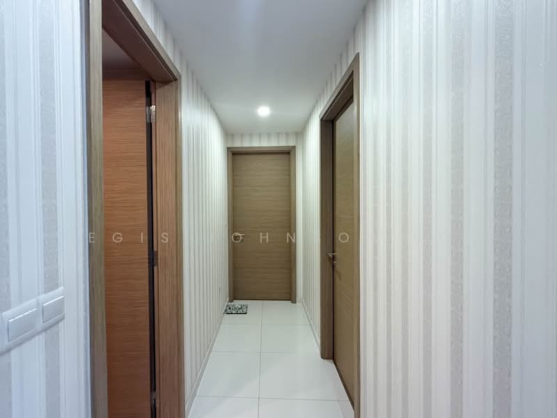 The Palette, 117 Pasir Ris Grove, 3 Bedrooms, 883 sqft, Condominium For Sale, by Regis Johnson Soh, 500213064 - Corridor - PropertyGuru.com.sg