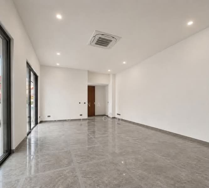 Telok Kurau Brand New Modern Semi-Detached with Lift, Telok Kurau/Joo Chiat/Koon Seng, 5 Bedrooms, 5,765 sqft, Semi-Detached House For Sale, by Adhana Kamis, 500213066 - Interior - PropertyGuru.com.sg