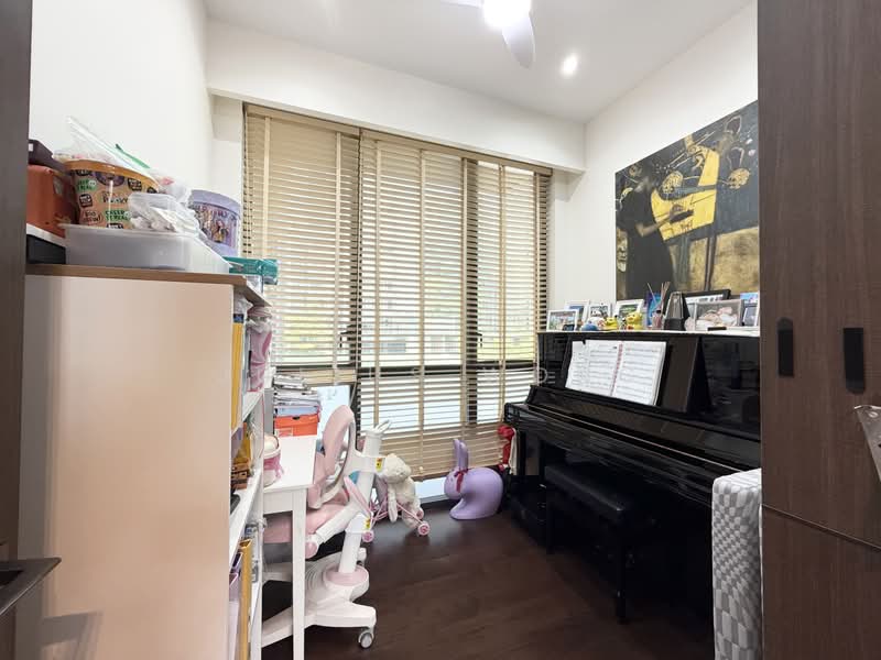 Leedon Green, 32 Leedon Heights, 4 Bedrooms, 1,496 sqft, Condominium For Sale, by Julius Wong, 500213068 - Study - PropertyGuru.com.sg