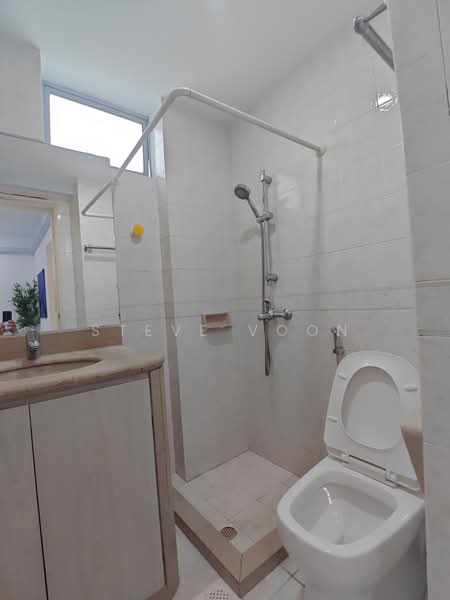 Emerald Park, 6 Indus Road, Room Rental, 200 sqft, Condominium For Rent, by Steve Voon, 500213090 - Bathroom - PropertyGuru.com.sg