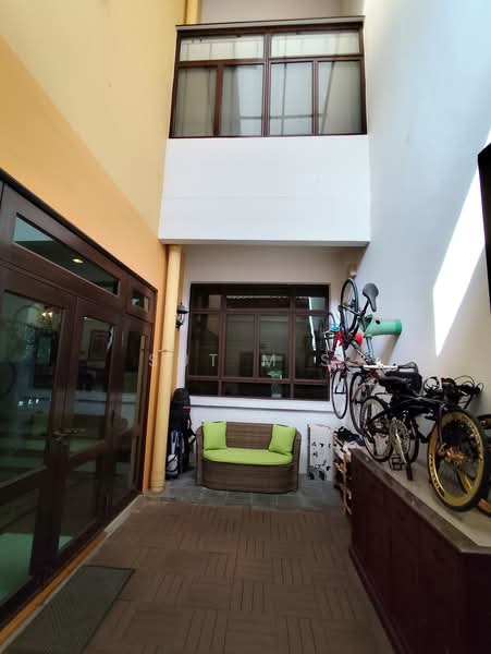 Fanta Garden, Begonia Drive, 4 Bedrooms, 2,894 sqft, Corner Terrace For Sale, by Sut M S, 500213117 - Courtyard - PropertyGuru.com.sg