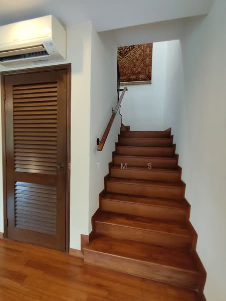 Fanta Garden, Begonia Drive, 4 Bedrooms, 2,894 sqft, Corner Terrace For Sale, by Sut M S, 500213117 - Stairwell - PropertyGuru.com.sg
