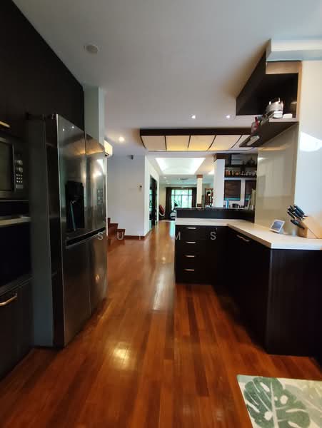 Fanta Garden, Begonia Drive, 4 Bedrooms, 2,894 sqft, Corner Terrace For Sale, by Sut M S, 500213117 - Dry Kitchen - PropertyGuru.com.sg