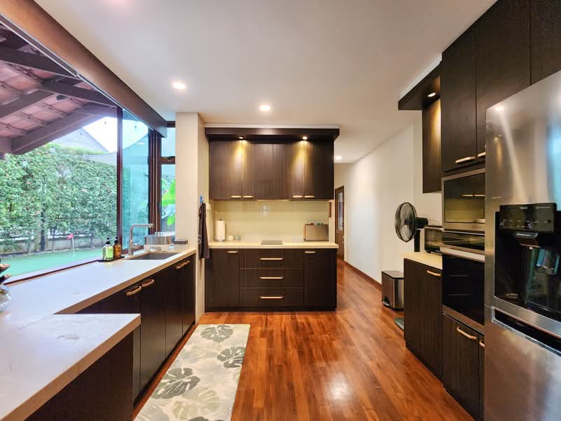Fanta Garden, Begonia Drive, 4 Bedrooms, 2,894 sqft, Corner Terrace For Sale, by Sut M S, 500213117 - Kitchen - PropertyGuru.com.sg