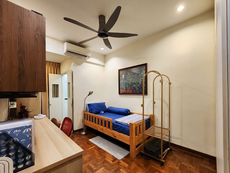 Fanta Garden, Begonia Drive, 4 Bedrooms, 2,894 sqft, Corner Terrace For Sale, by Sut M S, 500213117 - Bedroom - PropertyGuru.com.sg